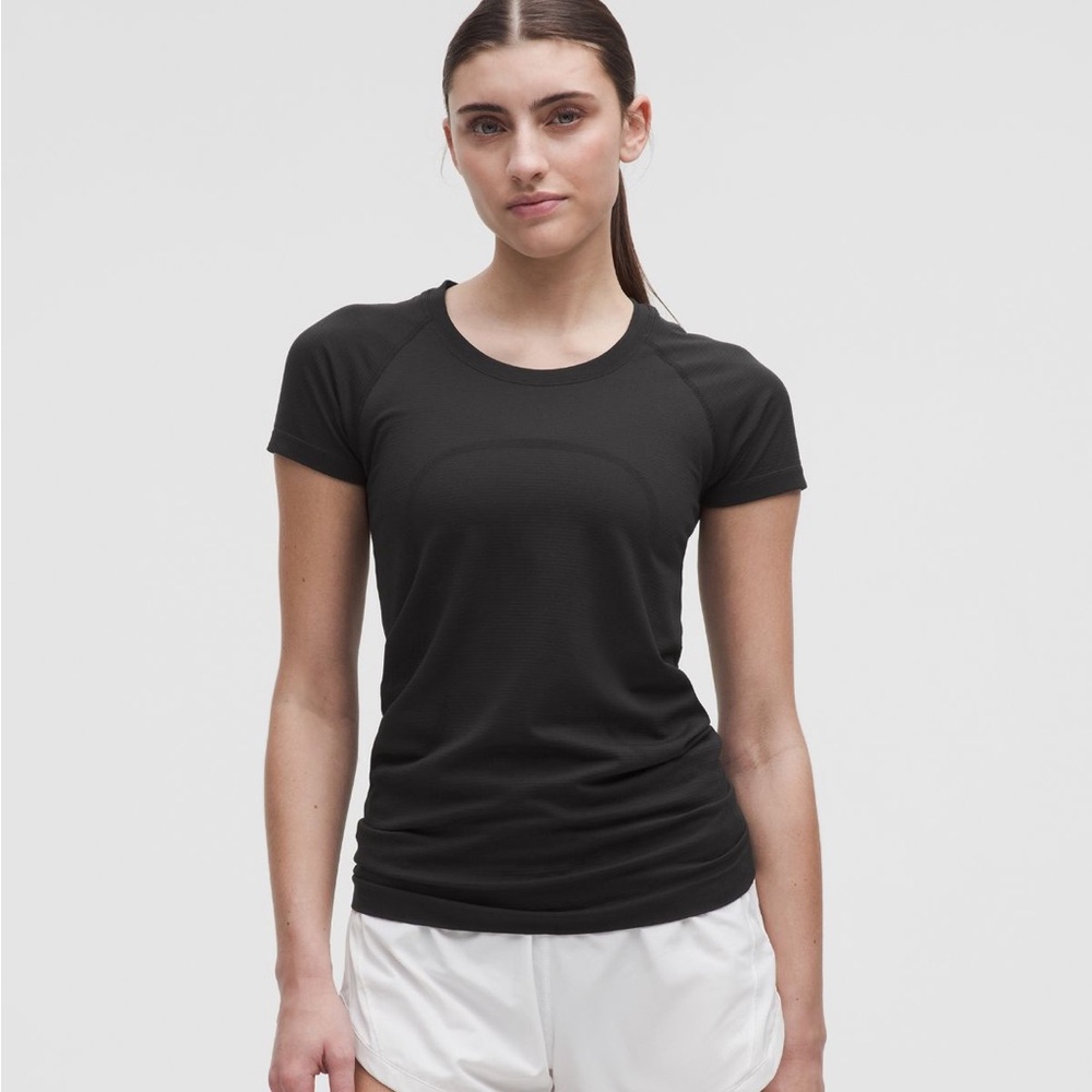 Lululemon Swiftly Tech Short Sleeve Shirt 2.0 in Black Hip Length